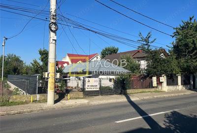 Teren intravilan 1010 mp cu casa batraneasca, magazie, beci, strada Bucegi, Bacau - 1