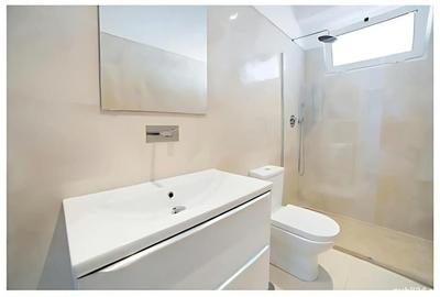 Garsonieră decomandată în Apărătorii Patriei - 2