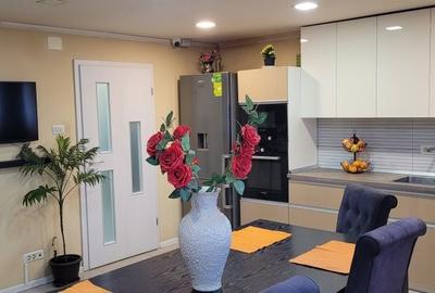 Apartament cu 3 camere decomandat în Câlnic - 6