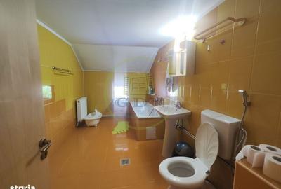 Casă cu 4 camere în Lascăr Catargiu - 9