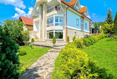 Proprietate unică pe malul lacului Moacșa – liniște, rafinament, eleganta - 57