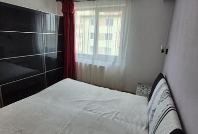 Apartament cu 3 camere semidecomandat, mobilat în Florești - 8