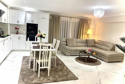 Apartament cu 3 camere decomandat în Central - 1