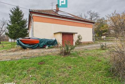 Casă cu 7 camere cu Teren 2703 Mp în Mașloc - 12