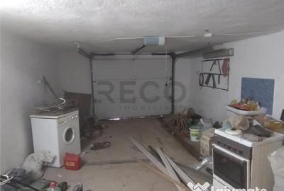 Casă cu 9 camere cu Teren 2600 Mp în Hotar - 6
