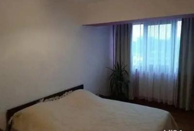 Inchiriez apartament 3 camere metrou N. Grigosescu