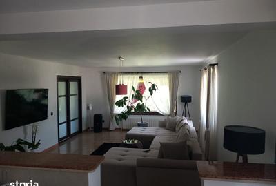 Casă cu 4 camere cu Teren 585 Mp în Smârdan - 2