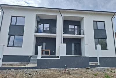 Casă cu Teren 200 Mp în Palazu Mare - 5