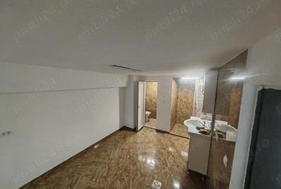 Spațiu comercial, de 117 mp, în Petros - 3