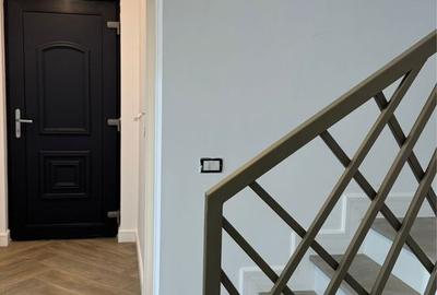 Casă cu 4 camere cu Teren 200 Mp în Tineretului - 4