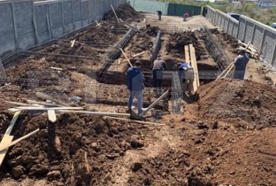 Casă cu 5 camere cu Teren 766 Mp în Central - 2