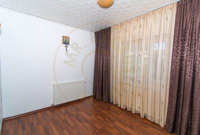 Apartament cu 3 camere decomandat în Central - 3