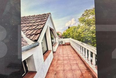 ???? Jumatate de duplex, de vanzare P+E+M in zona Lipovei,