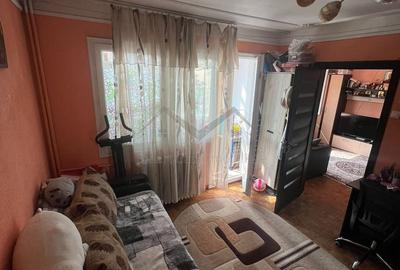 Apartament cu 3 camere semidecomandat în Podu Roș - 7