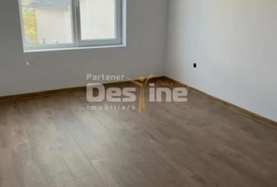 Casă cu 4 camere cu Teren 250 Mp în Central - 5