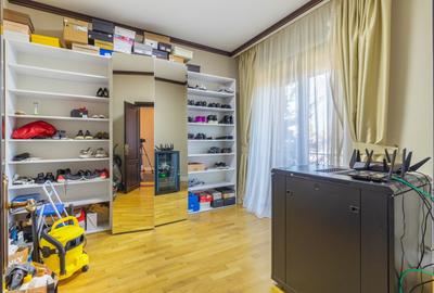 Casă individuală cu 11 camere cu Canalizare în Pantelimon - 34