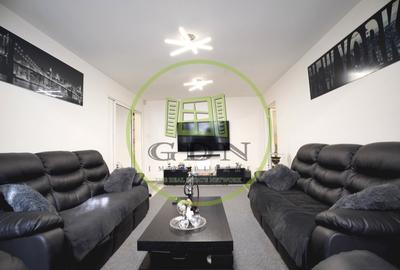 Apartament cu 3 camere semidecomandat, mobilat în Astra - 2