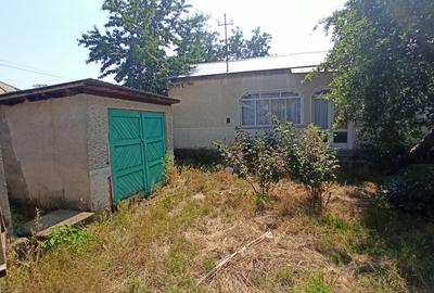 Casă individuală cu 3 camere cu Teren 2512 Mp în Traian (Zănești) - 5