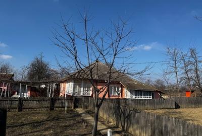 Casă individuală cu 3 camere cu Teren 1300 Mp în Hermeziu - 2