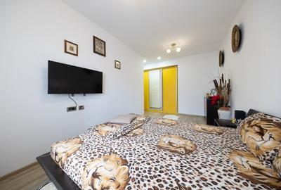 Apartament cu 3 camere decomandat, mobilat în Tractorul - 16