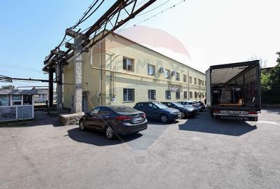 Spațiu industrial, de 1,600 mp, în Uzina 2 - 4