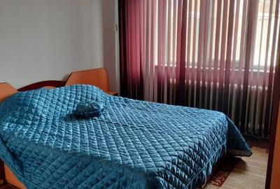 INCHIRIERE-APARTAMENT 2 CAMERE-PODU ROS - 1