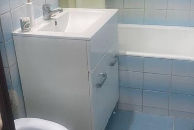 Apartament cu 2 camere semidecomandat în Berceni