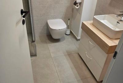 Apartament cu 3 camere decomandat în 13 Septembrie - 5