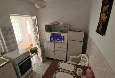 Central - Casa si teren in municipiul Calarasi -- Grivita - 5