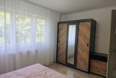 Apartament cu 3 camere semidecomandat, mobilat în Cantemir - 5
