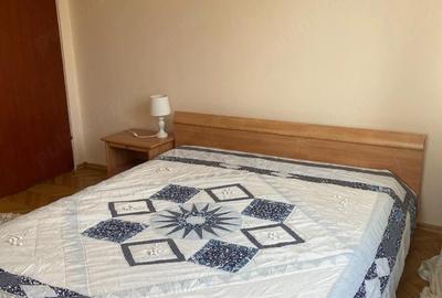 Apartament cu 3 camere semidecomandat în Baba Novac