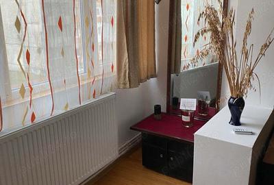 Vand schimb Garsoniera - 2