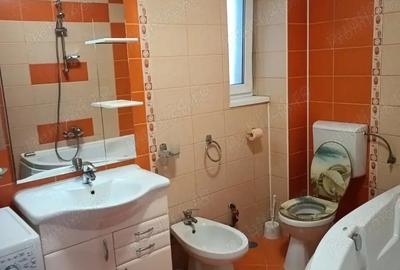 Inchiriez apartament 3 camere - 9