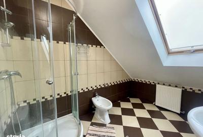 Apartament cu 3 camere în Central - 2
