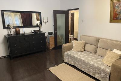 Apartament cu 3 camere decomandat, mobilat în 13 Septembrie - 2