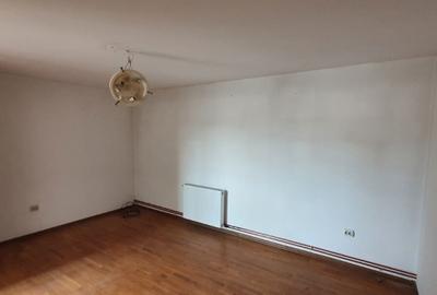 Casă cu 5 camere cu Teren 240 Mp în Nord - 5