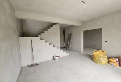 Duplex cu 4 camere cu Canalizare în Moșnița Nouă - 5