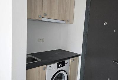 Apartament cu 2 camere situat in bloc nou, zona VIVO - 1