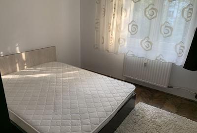 Închiriere 2 camere Titan, aproape de metrou, parcare inclusă - 1