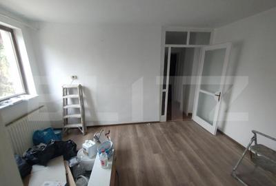 Apartament cu 2 camere semidecomandat în Decebal - 1