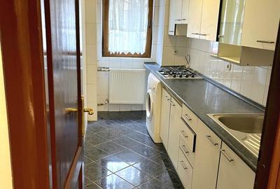 Garsonieră decomandată, mobilată în Vitan Mall - 7