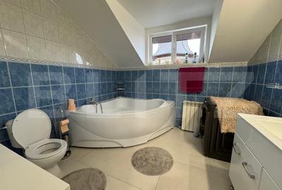 Apartament cu 3 camere, 80 mp, zona Spiru Haret Suceava - 12