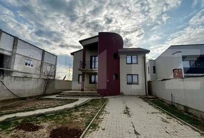 Casă cu 2 camere cu Teren 438 Mp în Central - 6