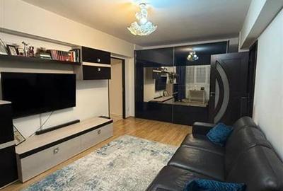 Apartament cu 3 camere decomandat în Dristor - 2