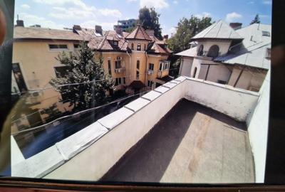 Garsonieră decomandată în Parcul Carol - 4