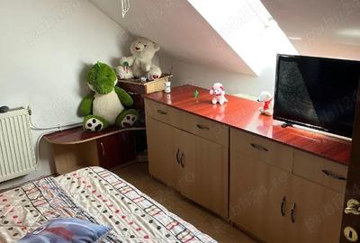 Apartament cu 3 camere decomandat în Cedonia - 1