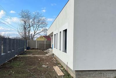 Casă cu 4 camere cu Teren 650 Mp în Orțișoara - 4