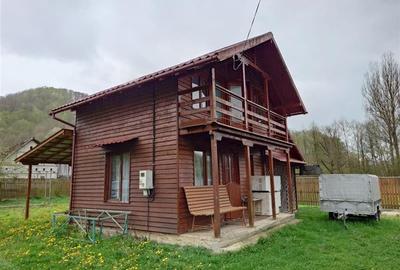 Casă cu 3 camere în Bucureșci