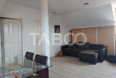 Apartament decomandat 3 camere zona centrala Cisnadie de vanzare - 12