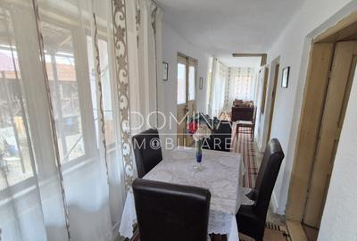 Casa tradi?ionala in Benge?ti-Ciocadia, str. Linia Mar - 17